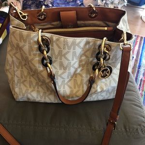 Michael Kors MK printed white and tan purse
